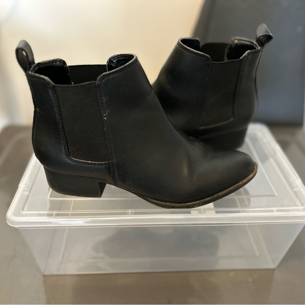 Black Booties